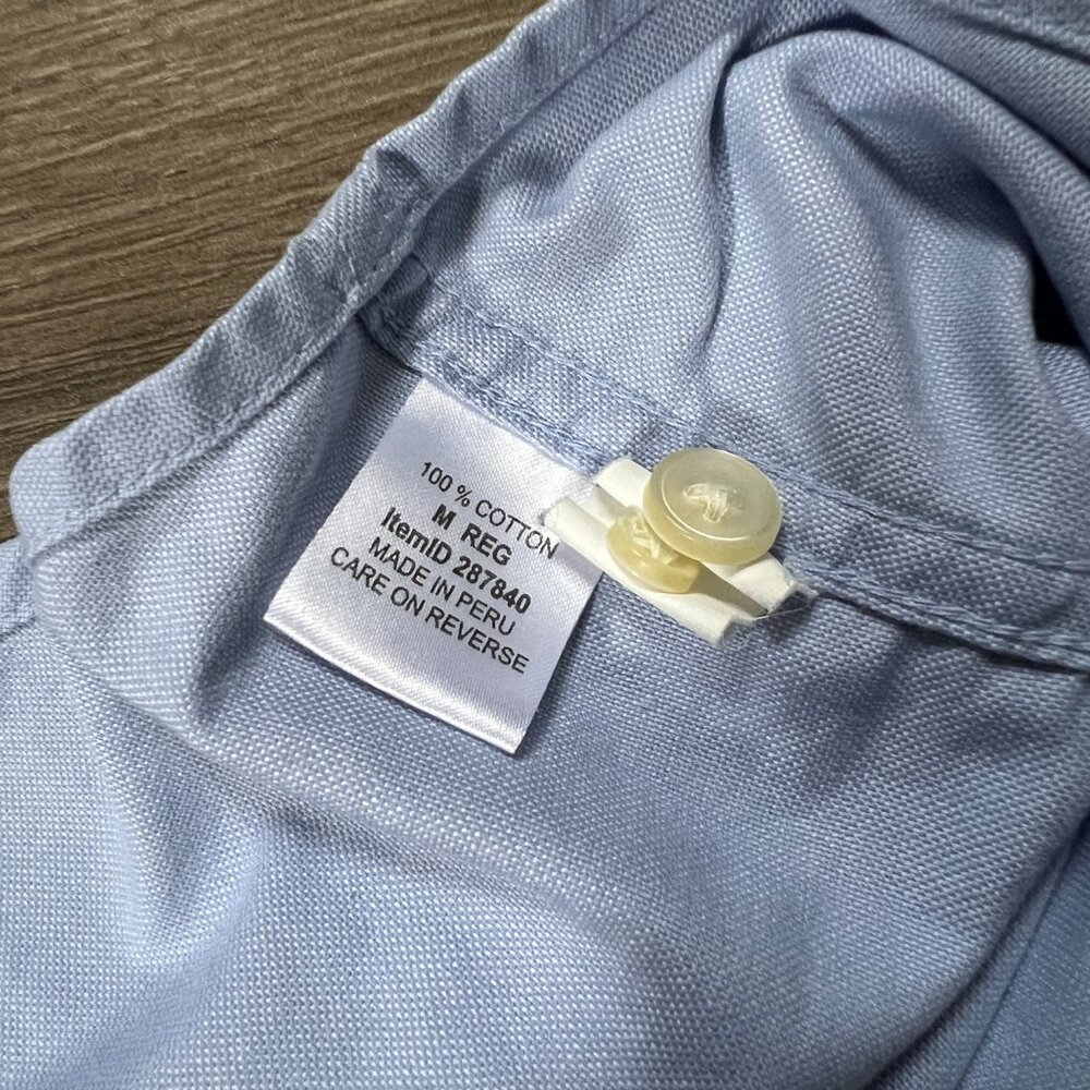 LL Bean Mens Medium light blue button down long sleeve shirt 100% Cotton - Picture 3 of 5